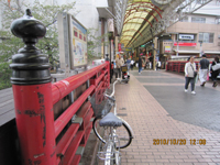 弘明寺の商店街